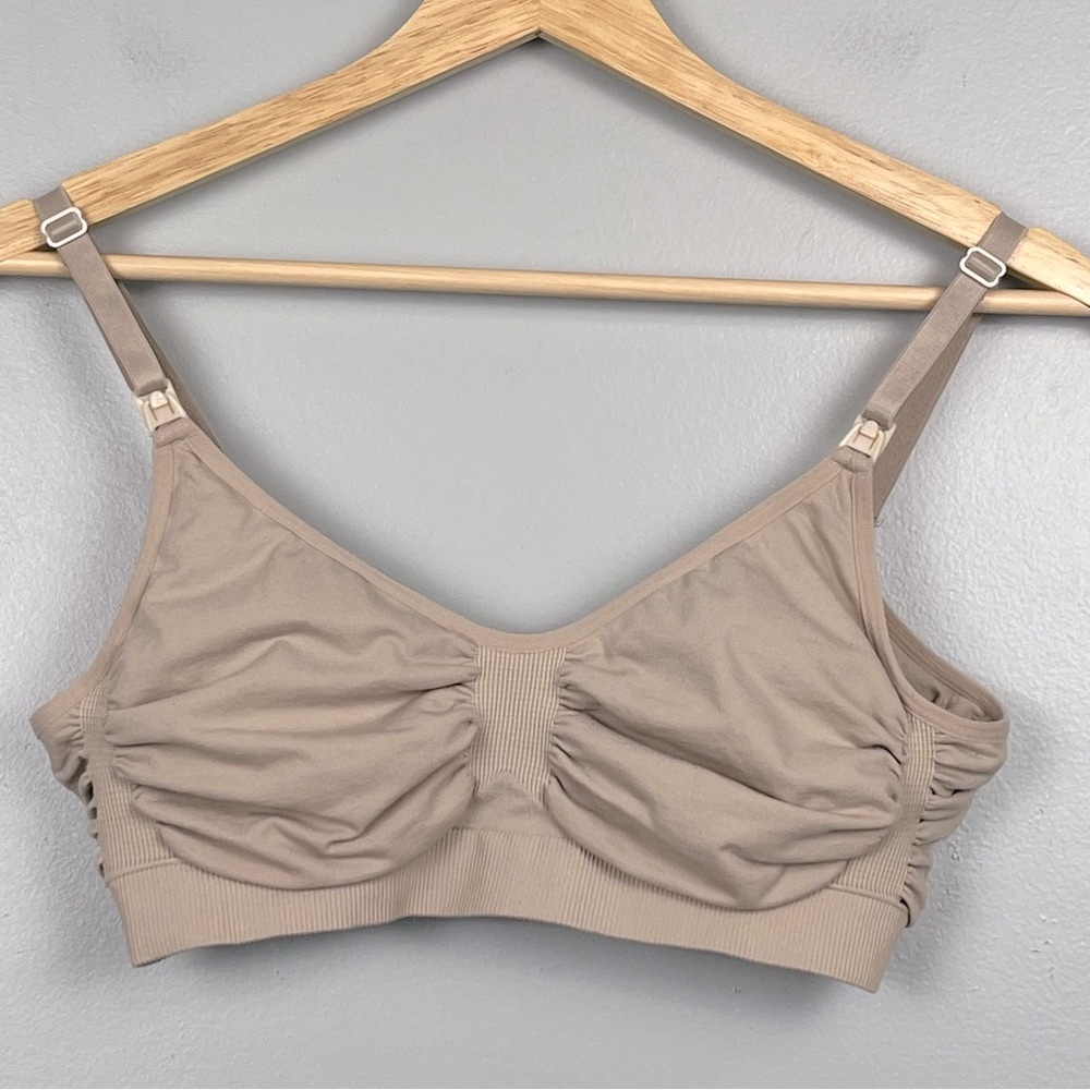 SKIMS Beige Wireless Seamless Nursing Bra